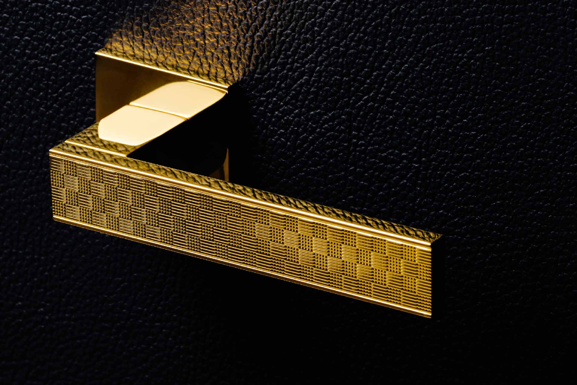 olivari-guilloche_diana-damier-02 Bellevue Architectural - Diana Damier doorhandle from Olivari with damier guilloche pattern