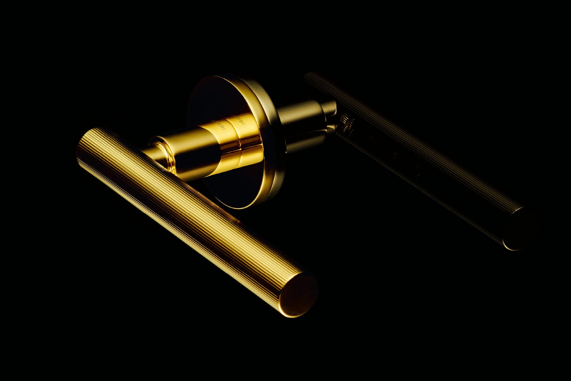 03-atena-ligne-guilloche