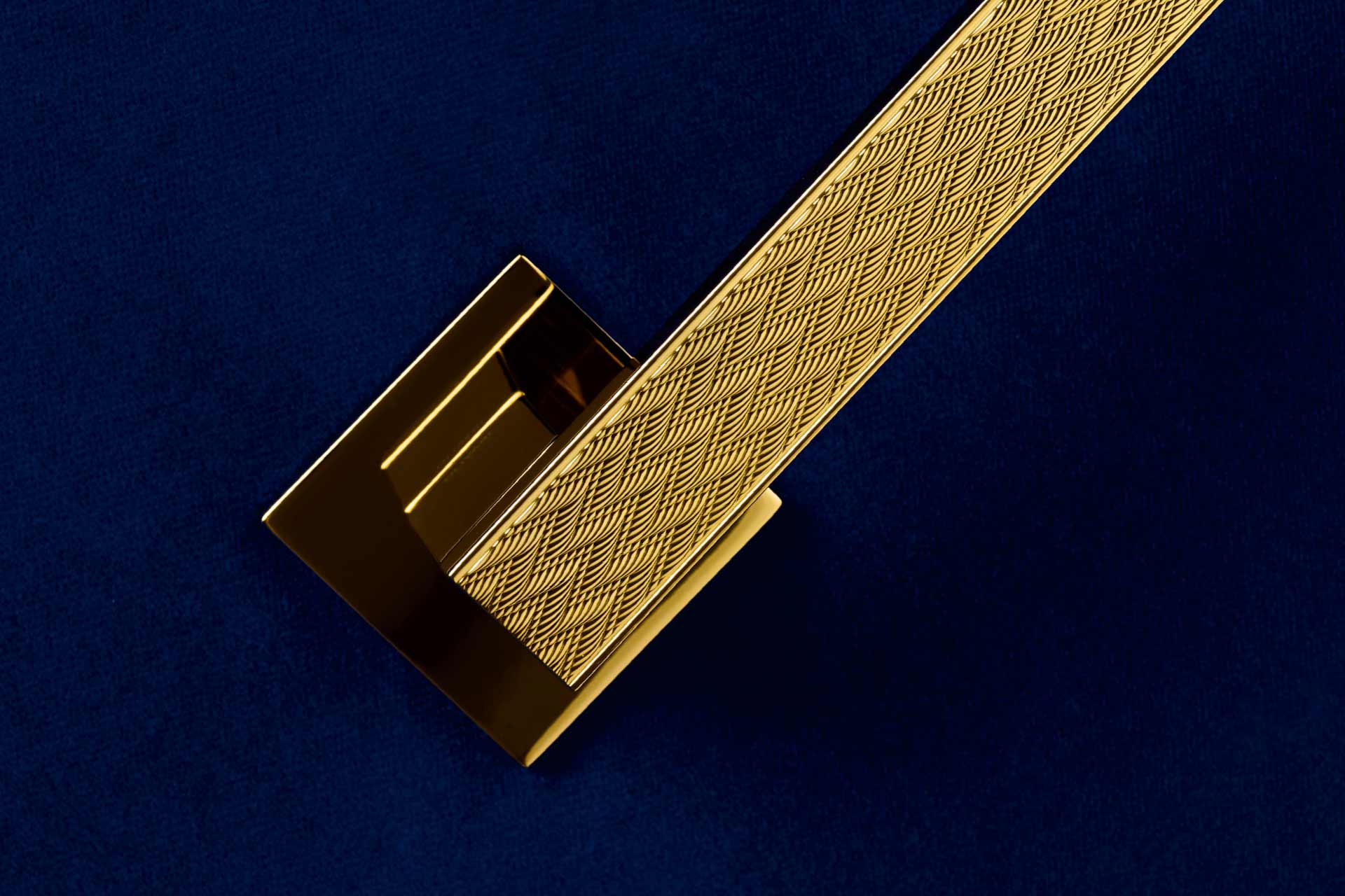 03-diana-chevron-guilloche